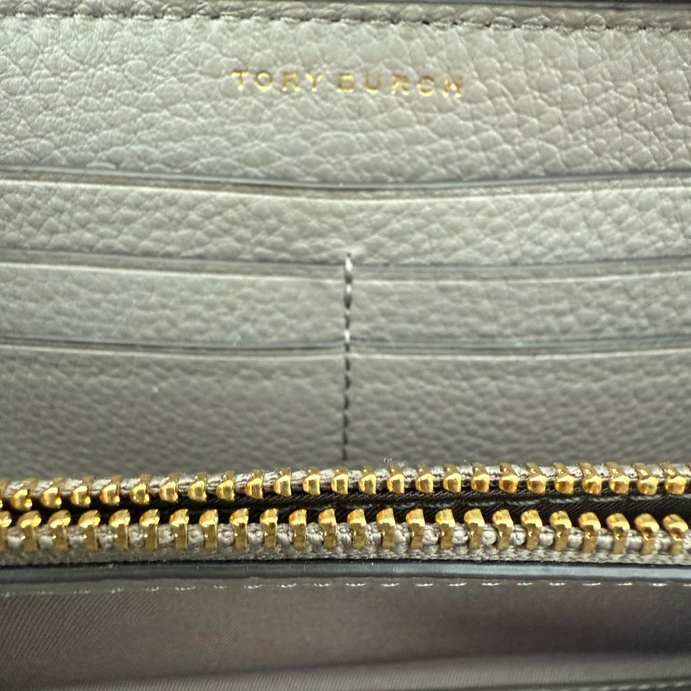 Tory Burch Perry Wallet - Picture 8 of 10